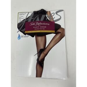 Hanes Silk Reflections Silky Sheer Control Top Sheer Toe BARELY BLACK Size EF